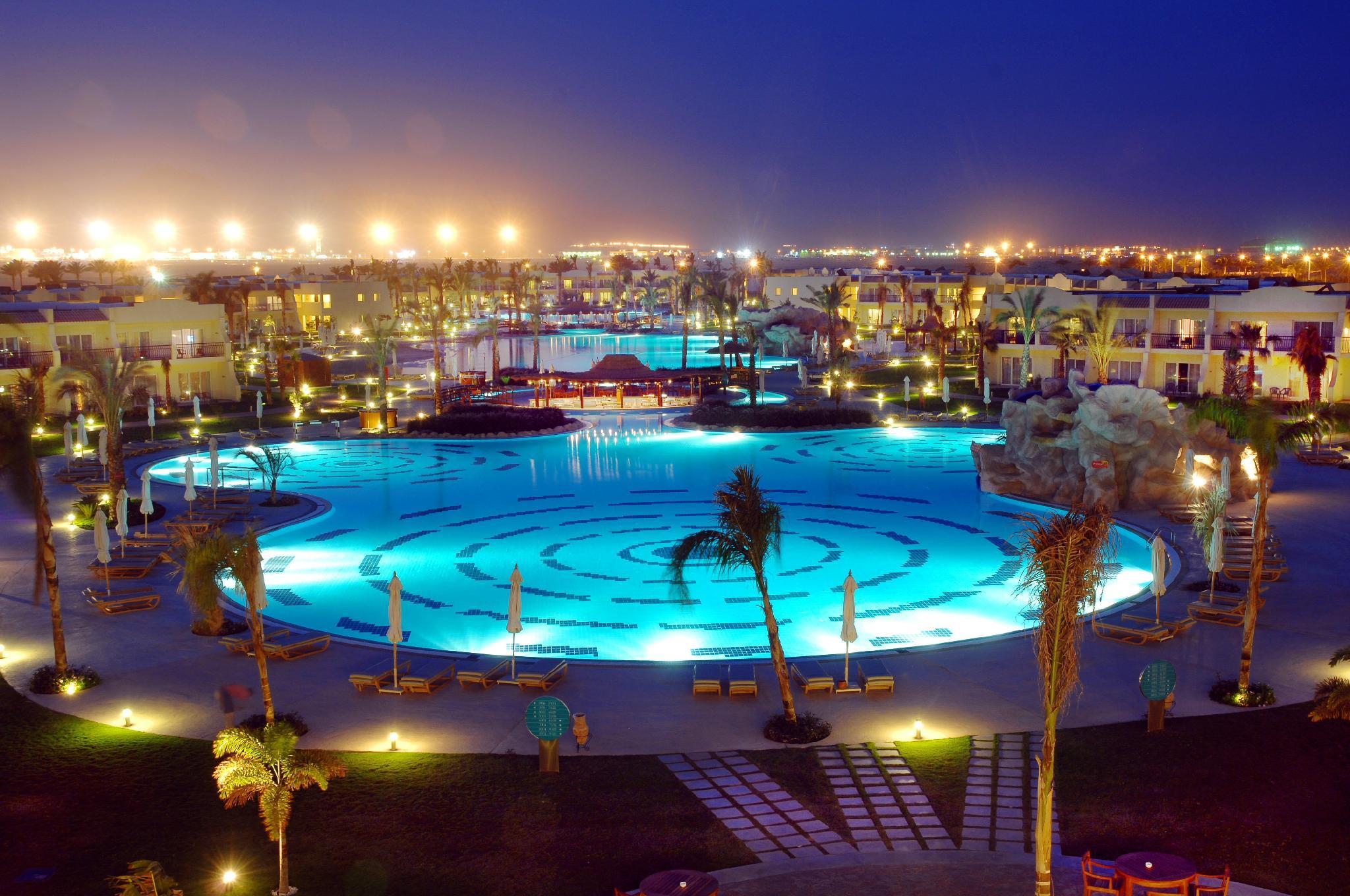 Doubletree By Hilton Sharks Bay Resort Sharm El-Sheikh Exterior foto