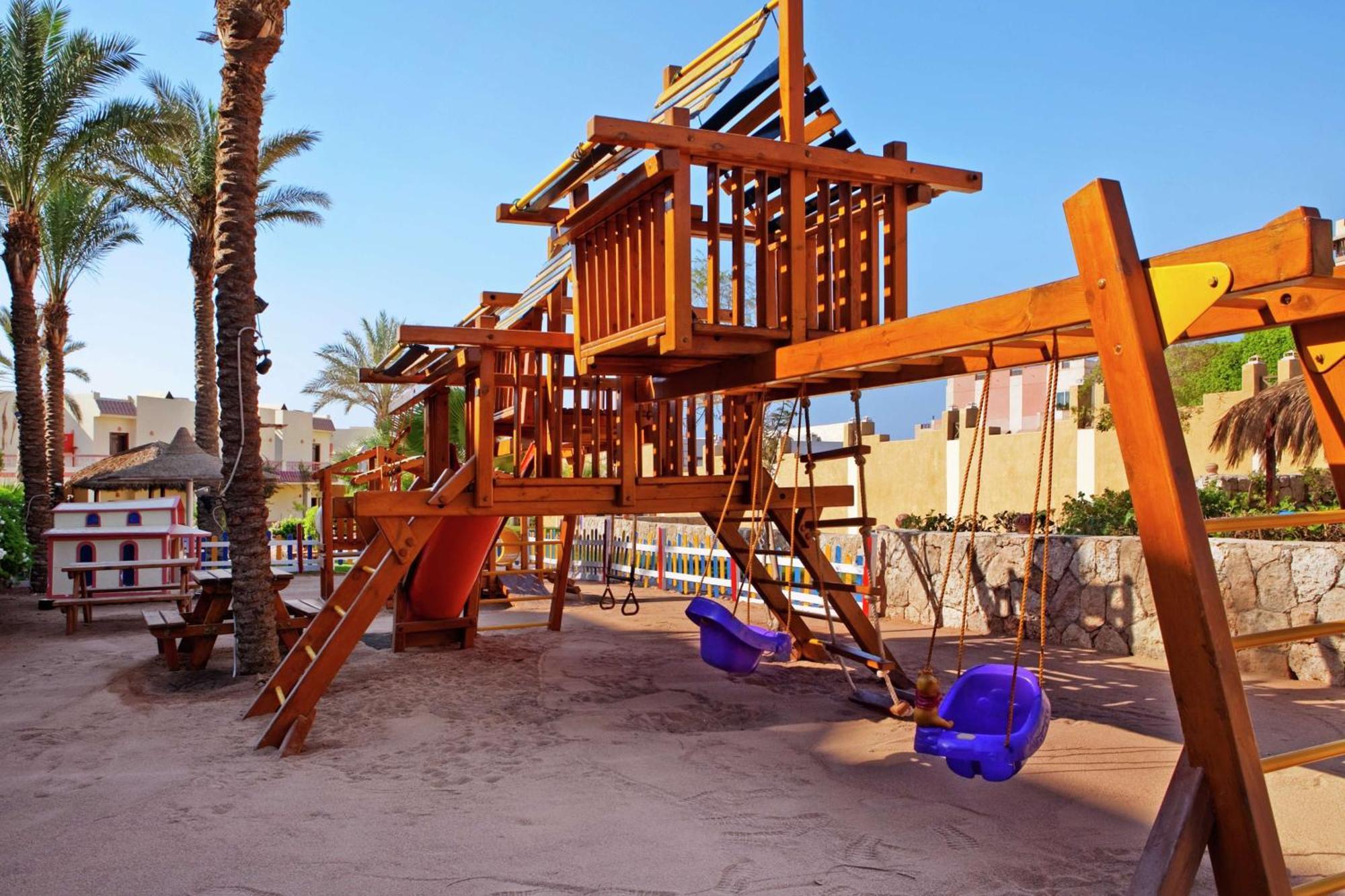 Doubletree By Hilton Sharks Bay Resort Sharm El-Sheikh Exterior foto